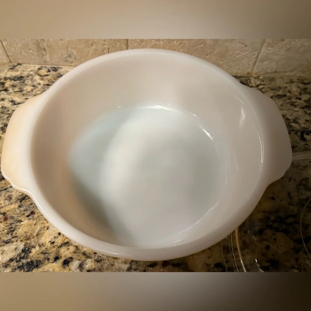 Fire King / Anchor Hocking Peach Lustreware #450 casserole dish with the lid.